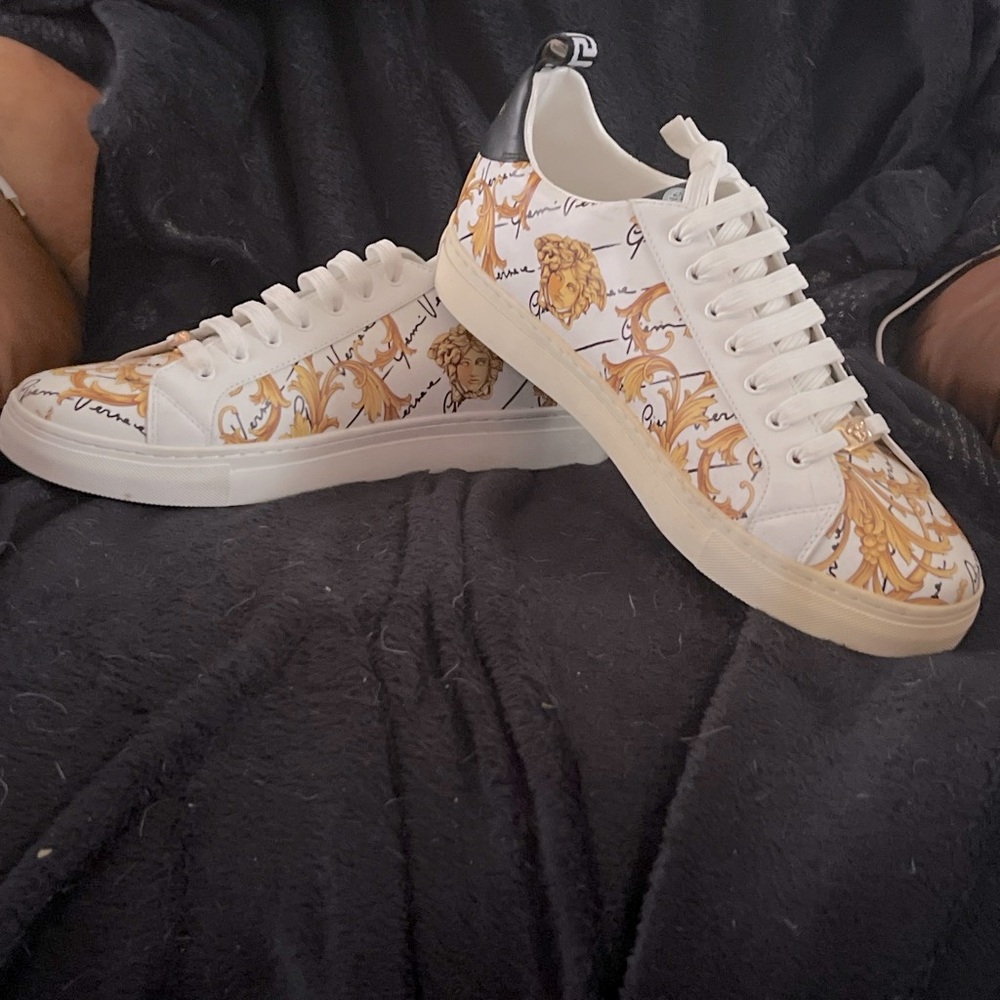 VERSACE BAROQUE PRINT